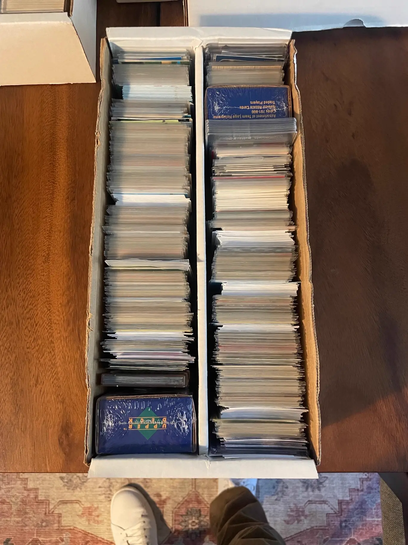 Two-row box of Upper Deck baseball cards and team logo hologram sets
